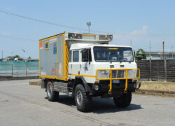 Iveco track 4x4 ACM 90